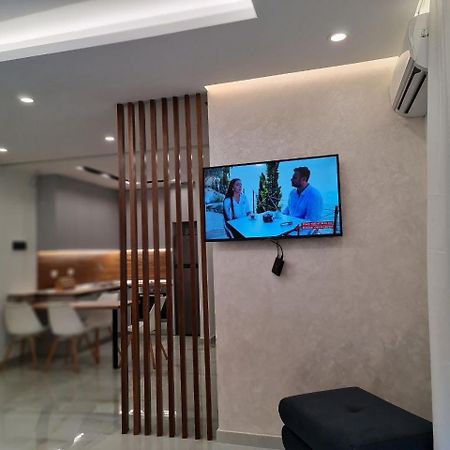 Alvi Apartment โกเลม ภายนอก รูปภาพ