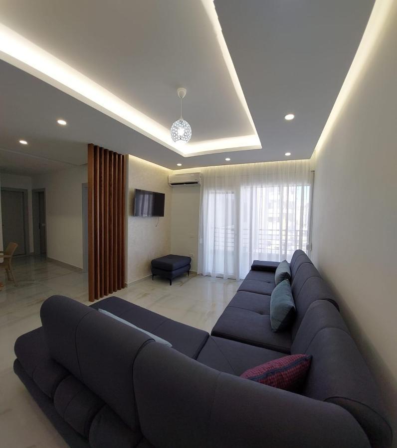 Alvi Apartment โกเลม ภายนอก รูปภาพ